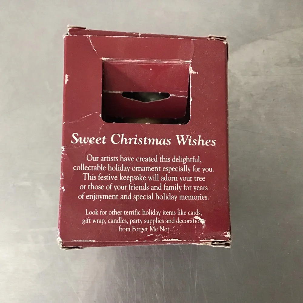 American Greetings 1991 Sweet Christmas Wishes Baking Bear Ornament